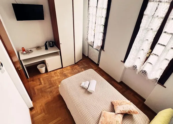 Prima Luce Πανσιόν